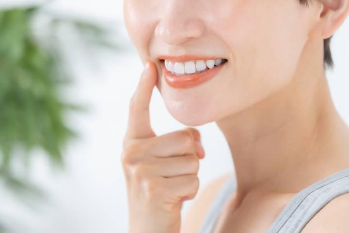 矯正中に歯周病が悪化するって本当?インビザラインで気をつけたいこと